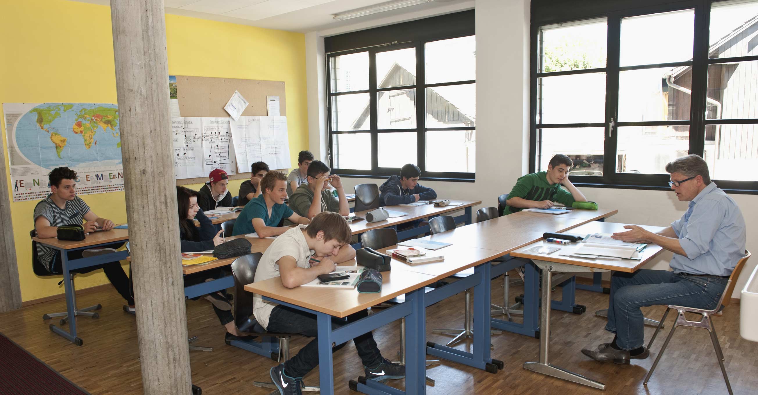 Stundenpläne, Jahresplan, Anmeldeformular, Privatschule, Schulgeld